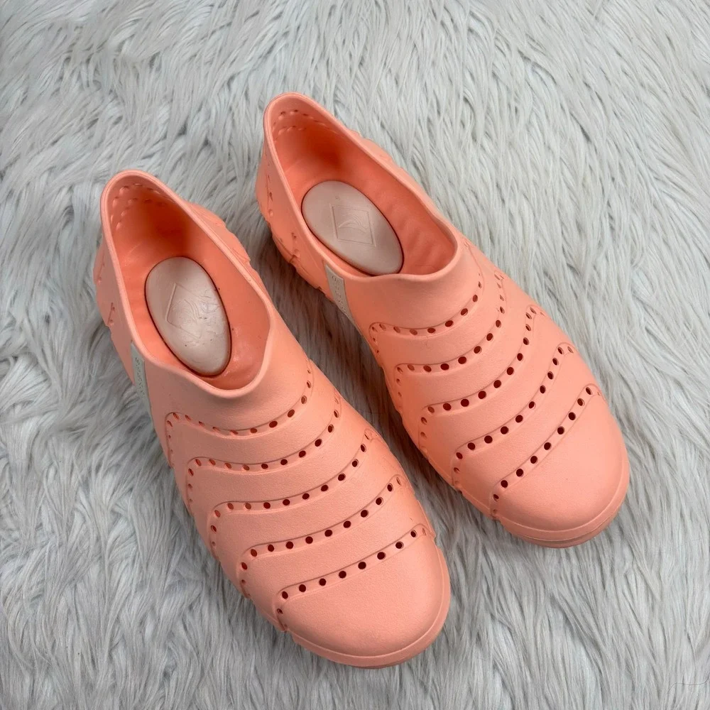 Sperry Women's 10 Peach Pink Water Strider Slip-on‎ Water Shoes Beach Vacation
